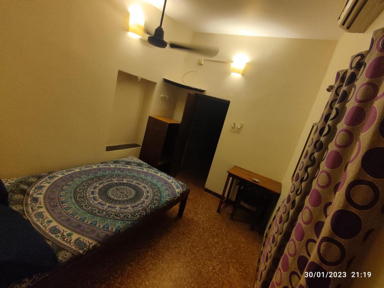 Hill View Guest House Анжуна Экстерьер фото
